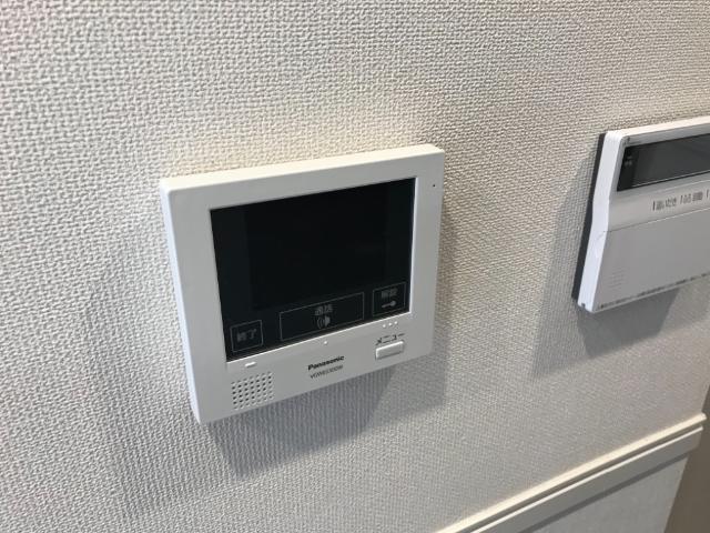 ビオラ・宮町203号室 カメラ付インターホン