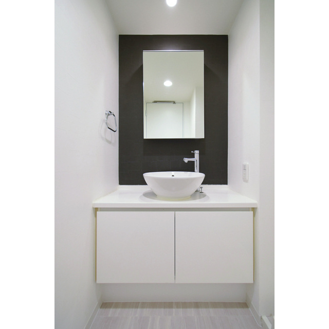 ルクレ新川レジデンス1205号室 内観