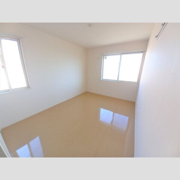 スカイヒル206号室 洋室