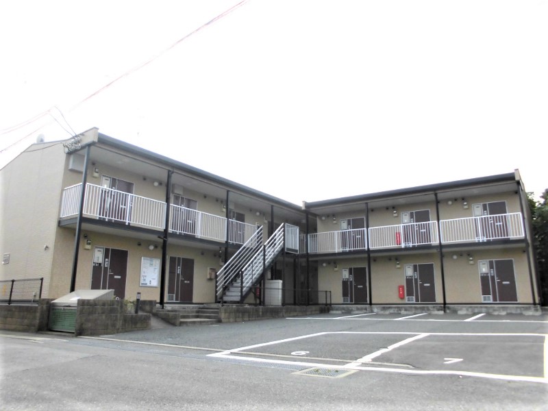 レオパレスジャルダンの外観画像