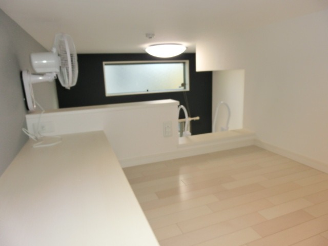 イルヴィアーレ天王坂サウス1階 内観