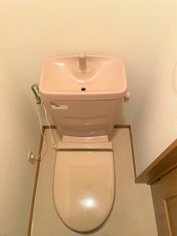 カトルセゾン1階 トイレ