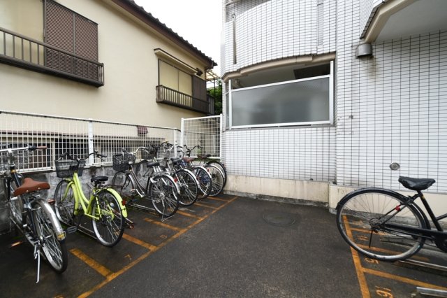 トップ板橋2階 駐輪場