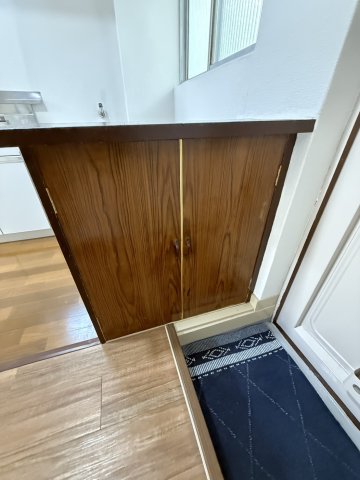 昭栄ホームズＡ棟0102号室 収納