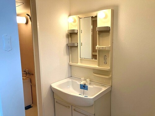 レジデンス船橋 洗面化粧台　※同タイプ別部屋２０２５年６月撮影