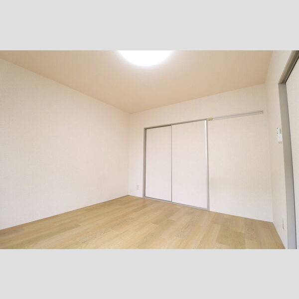 愛花夢　2号館102号室 洋室7.5帖