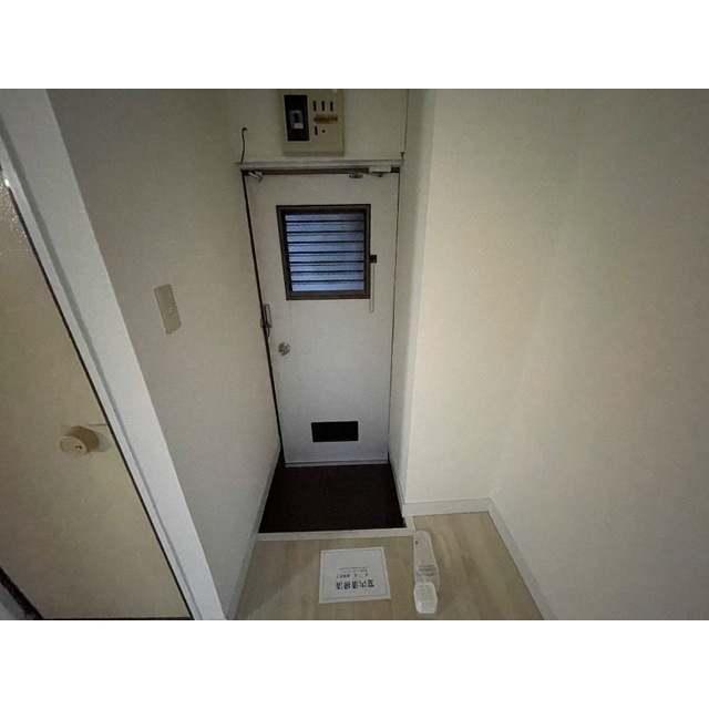 Mハイツ203号室 玄関
