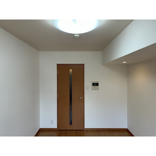 ルーブル上池台弐番館302号室 リビング