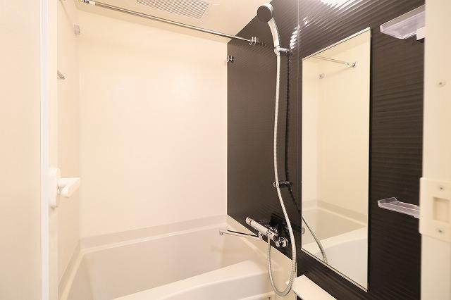 ALTERNA横濱阪東橋4階 バス