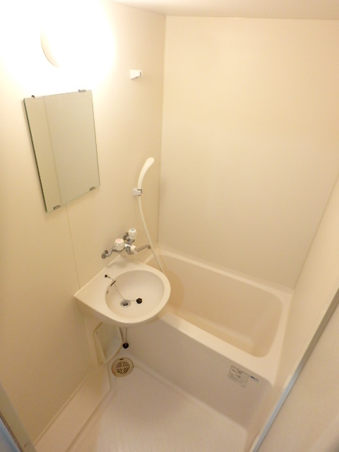 ガーラ笹塚駅前 バスルーム