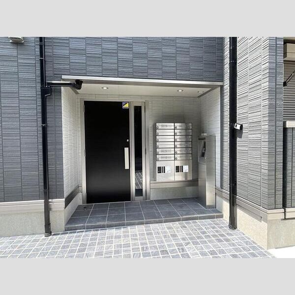 レグルス エントランス