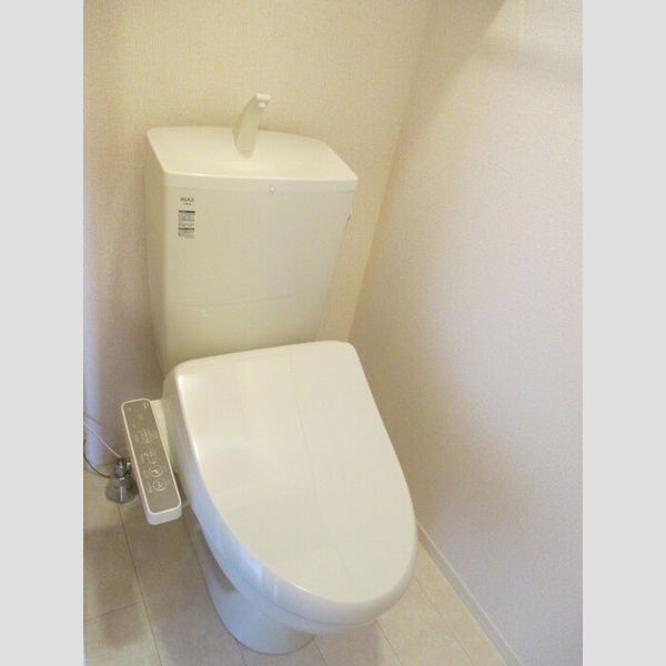 コーポスカイH302号室 温水洗浄暖房便座