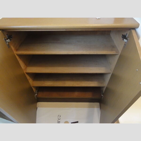 アンビションEIGHT102号室 102(シューズボックス)