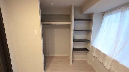 ライオンズシティ西新宿 ウォークインクロゼット　※2024年1月撮影