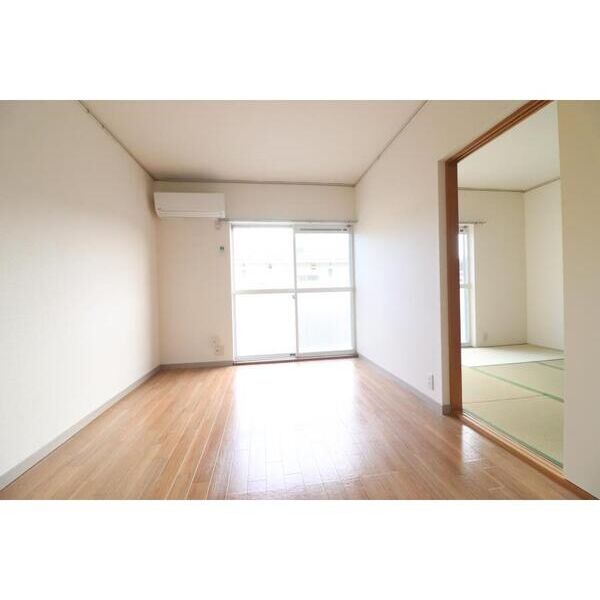 エステートピアライフ リビング