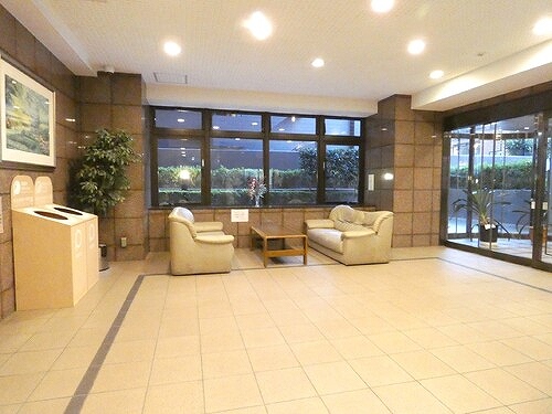 ライオンズプラザ松戸中央公園11階 ロビー