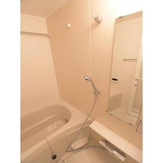 ラクレイス横濱関内0511号室 お風呂