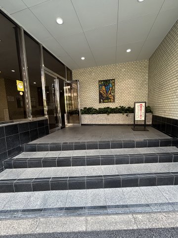 コンテ西葛西 エントランス