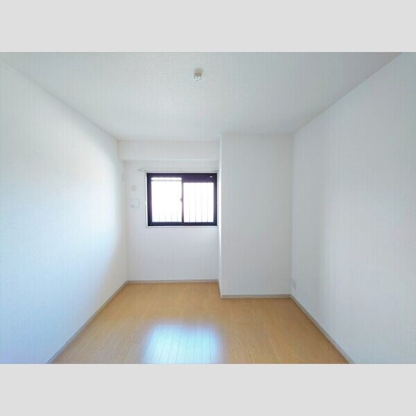 グランヴェールにしすな204号室 洋室6.1帖