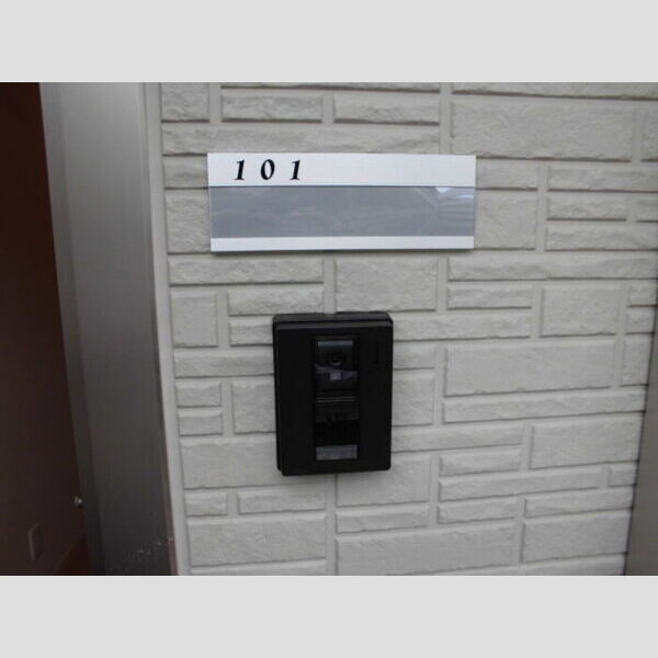 サクラーレ 玄関