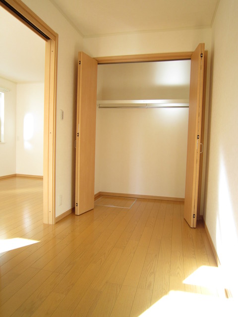 カームプレイＢ棟 洋室のクローゼット