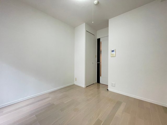 グラントゥルース西日暮里102号室 リビング