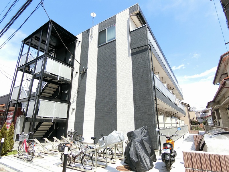 リブリ・テラ1階 外観