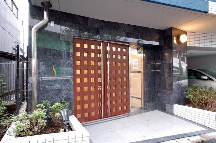 ステージファースト上北沢3階 エントランス