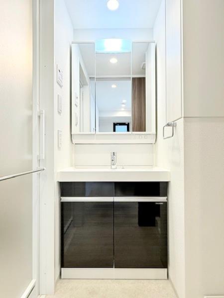 Ｓｏｌａｓｔ　Ｓｑｕａｒｅ綾瀬 洗面