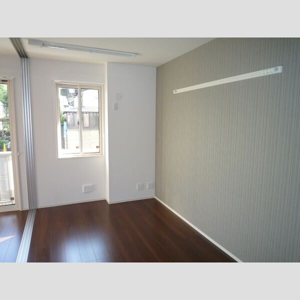 ソレイユファミール　ソレイユ103号室 洋室6.2帖