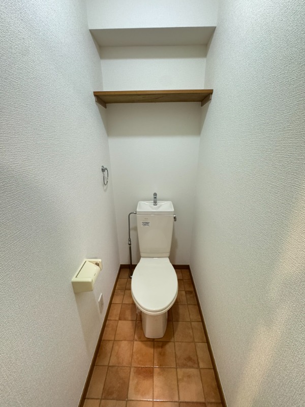 ロアジール浦安(E-052)3階 トイレ