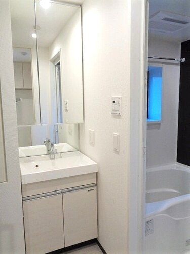 ＲＥＦＲＡＭＥ ５ Ｉｒｉｙａ4階 洗面所　※新築時同タイプ別部屋2022.12撮影