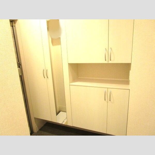 シルフィッド　S 玄関