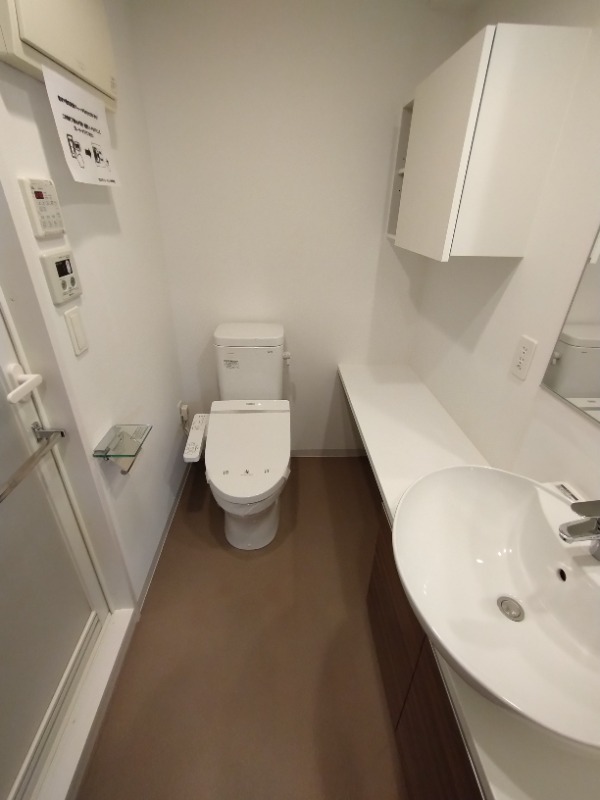 クレイシア千歳船橋アーバンプレミオ4階 トイレ