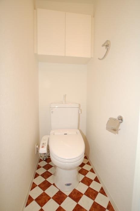 ステージファースト西新宿8階 トイレ