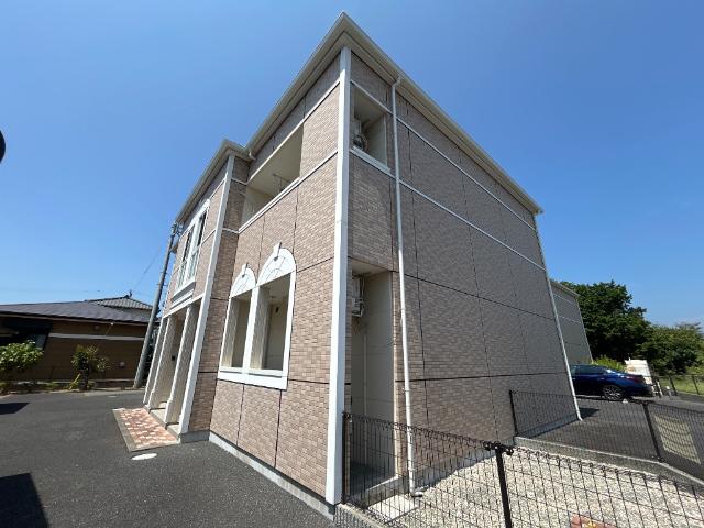 plaisir　（プレジール）102号室 外観写真（昼）