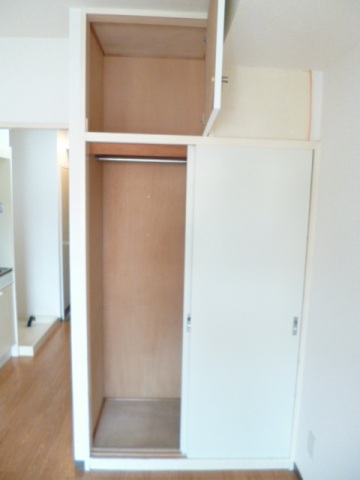 スカイコート和光305号室 収納