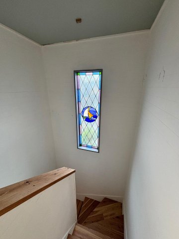 平塚カフェ風ヴィンテージHOUSE４ ステンドグラスが可愛い