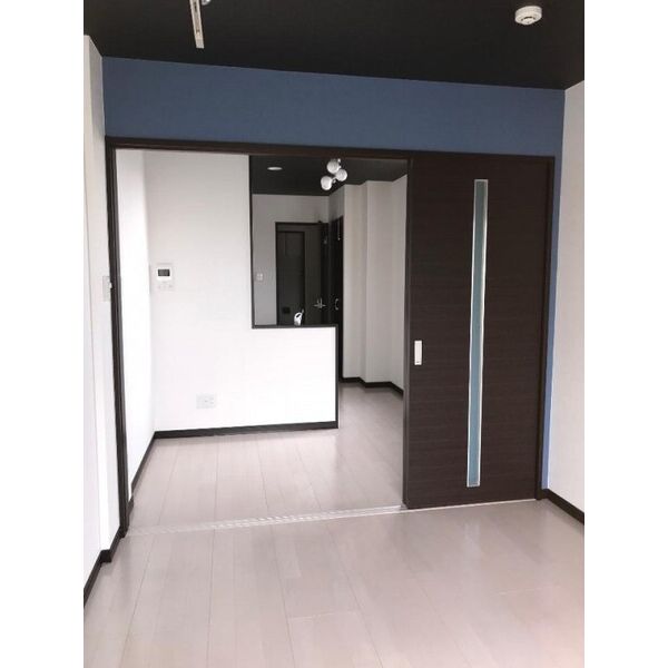 フィリップ蘇我 リビング