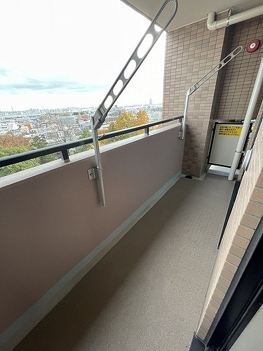 ライオンズステーションプラザ南浦和11階 バルコニー