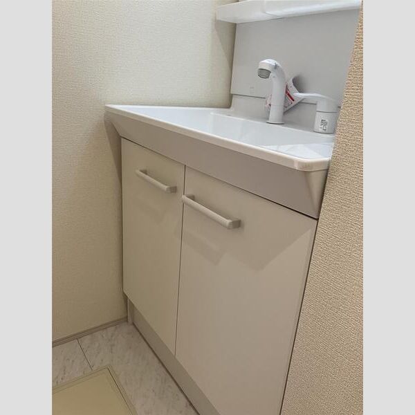 リーブルファイン相模原中央区中央102号室 別号室のお写真です