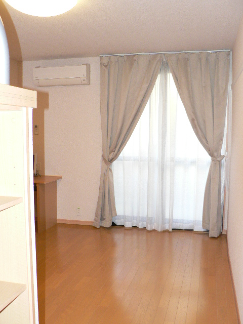 レオパレスエミールプラザ 設備が現物と異なる場合があります