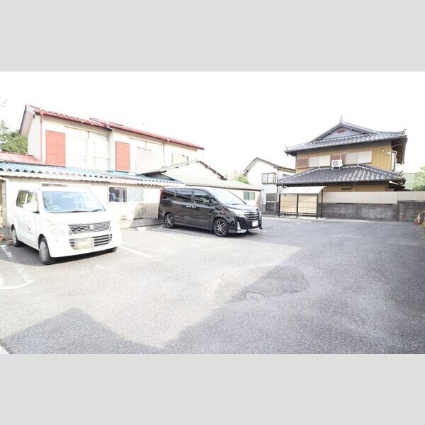 マスカレード 駐車場