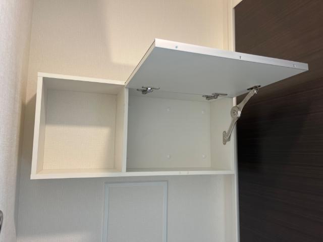 レーヴ トイレ戸棚