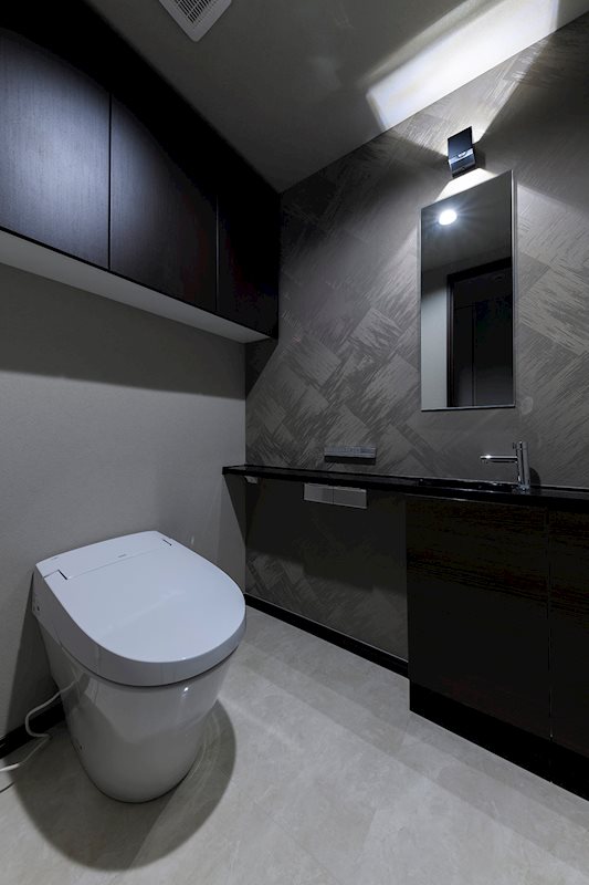 レジディア西麻布14階 トイレ