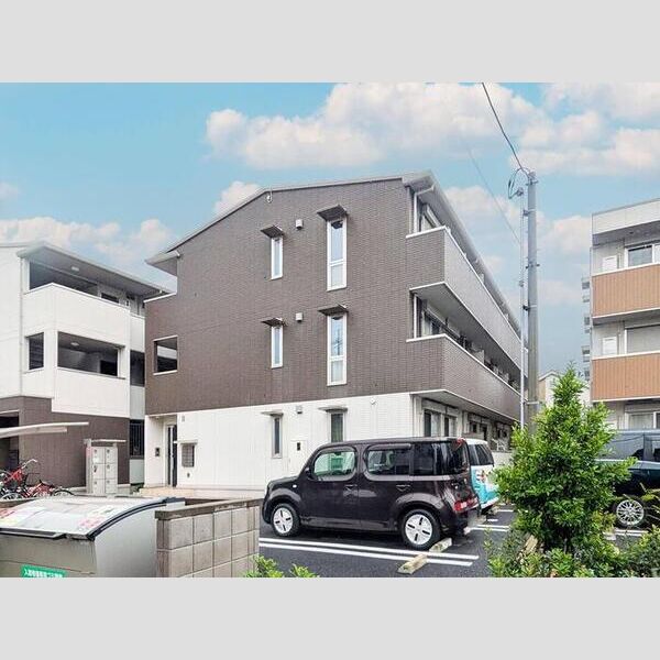 オークリーフ三郷　B棟の外観画像