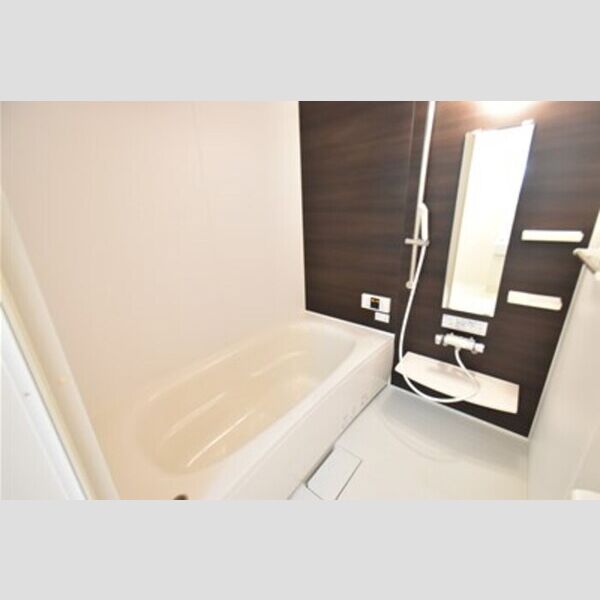 ハイネスCDFE　F201号室 バス