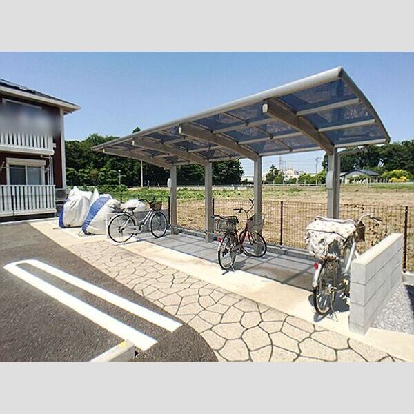 サンライズガーデン 駐輪場