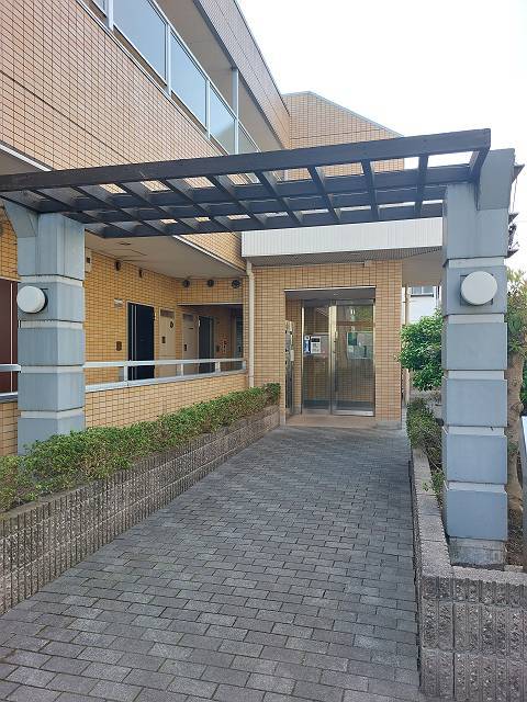 グリーンアベニュー関町 エントランス