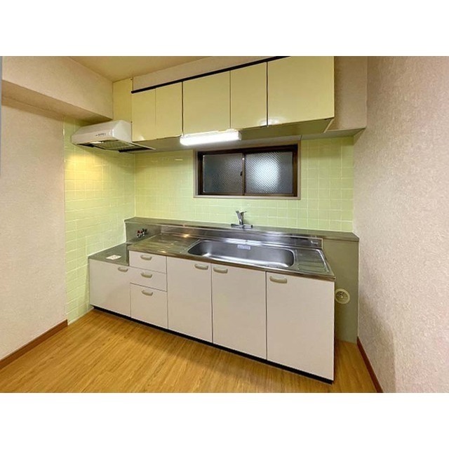 イーハトーヴ・ムトー302号室 ガスコンロ設置可キッチン